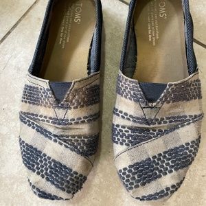 Toms slip on women6